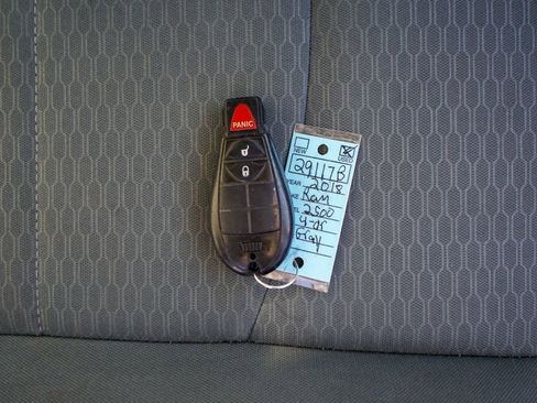 Used 2018 RAM 2500 Tradesman w/ Chrome Appearance Group image 30