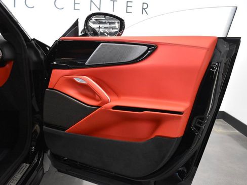 Used 2025 Ferrari Purosangue image 37