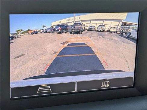 Used 2023 Chevrolet Tahoe LS image 12