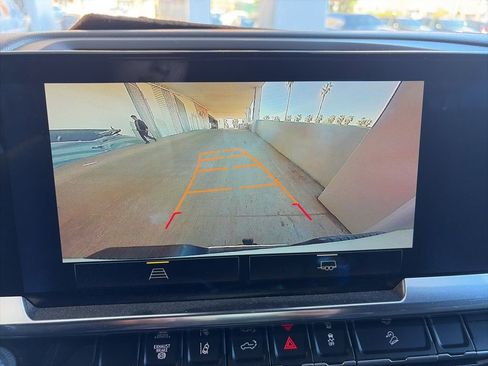 Used 2024 Chevrolet Silverado 2500 LT image 7