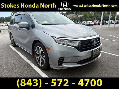 Used 2023 Honda Odyssey Touring image 3