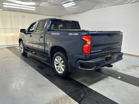 Used 2019 Chevrolet Silverado 1500 Custom w/ Custom Value Package AWD/4WD image 7
