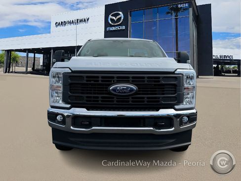 Used 2024 Ford F250 XL w/ XL Chrome Package image 6