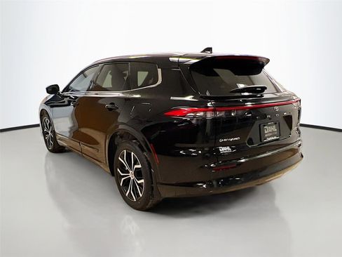 Used 2025 Toyota Crown Signia image 39