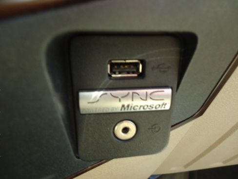 Used 2012 Ford F250 Lariat w/ Chrome Pkg image 19