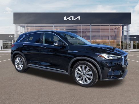 Used 2019 INFINITI QX50 Essential w/ Proactive Package image 1