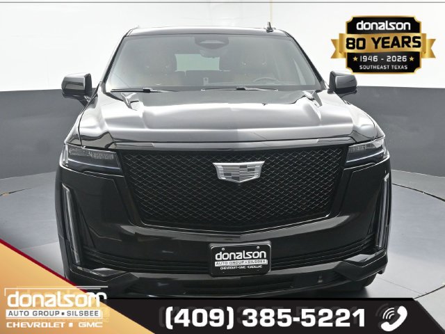 Used 2023 Cadillac Escalade Sport w/ LPO, ONYX Package AWD/4WD image 3