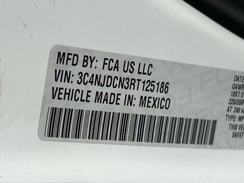 Used 2024 Jeep Compass Limited AWD/4WD image 38