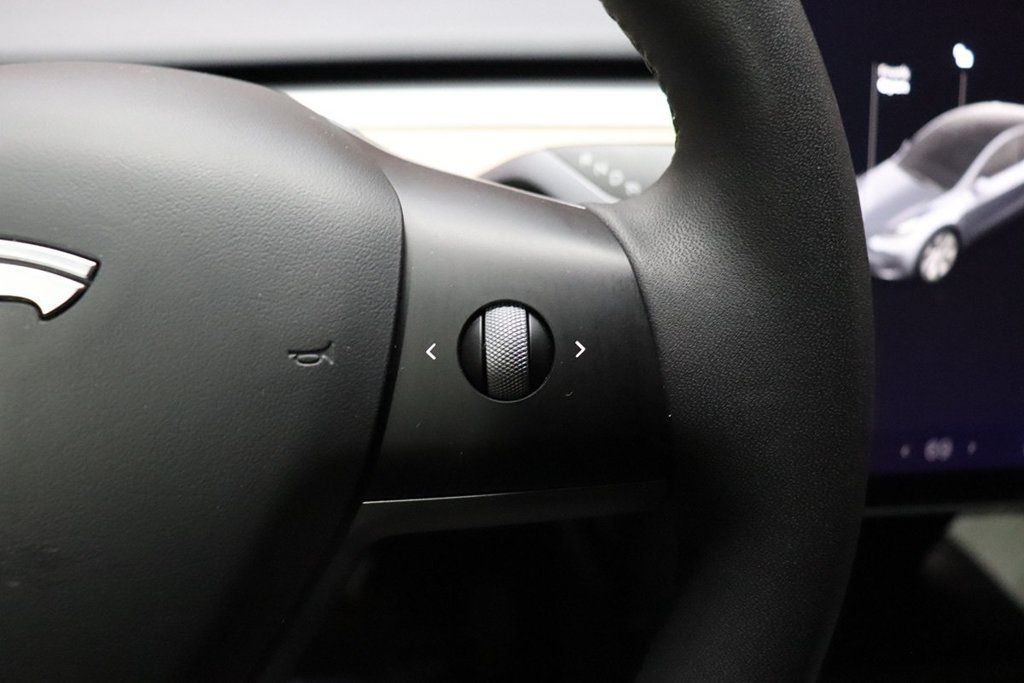 Used 2020 Tesla Model Y Long Range AWD/4WD image 49