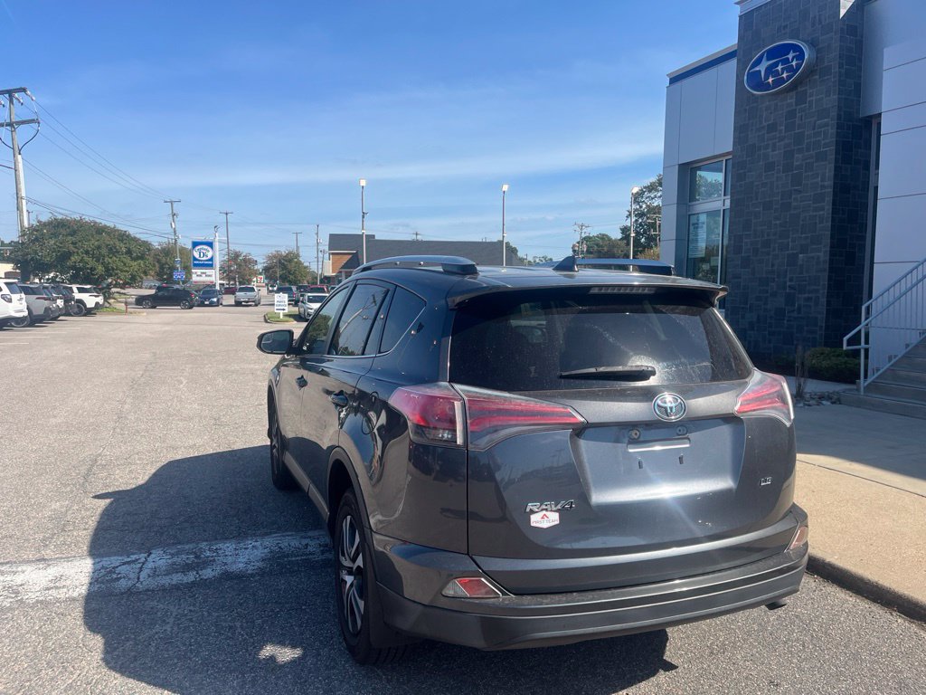 Used 2016 Toyota RAV4 LE FWD image 6