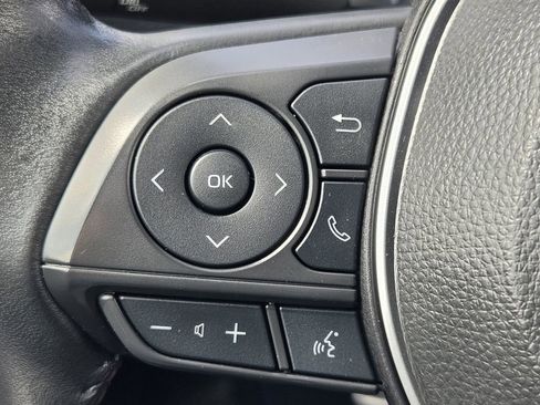 Used 2025 Toyota Corolla SE FWD image 24