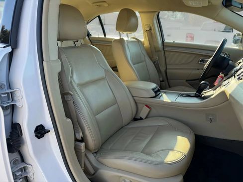 Used 2016 Ford Taurus SEL FWD image 22