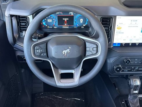 New 2025 Ford Bronco 4-Door AWD/4WD image 15