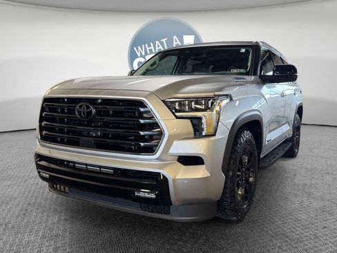 Used 2024 Toyota Sequoia Limited w/ TRD Off-Road Package AWD/4WD image 8