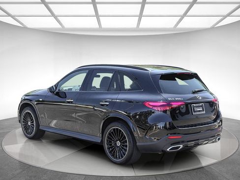 Used 2025 Mercedes-Benz GLC 350e 4MATIC w/ AMG Line image 2