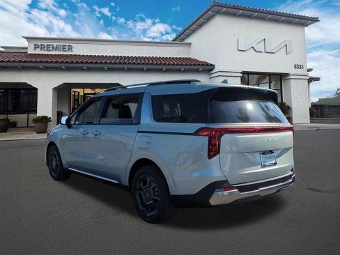 New 2026 Kia Carnival SX image 6