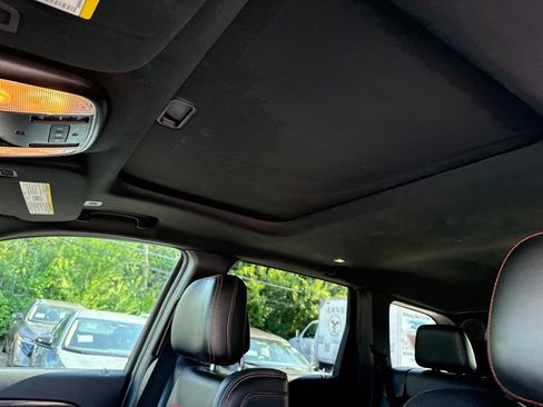 Used 2017 Jeep Grand Cherokee Trailhawk AWD/4WD image 12
