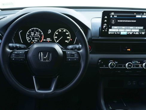 Used 2025 Honda Pilot Touring image 20