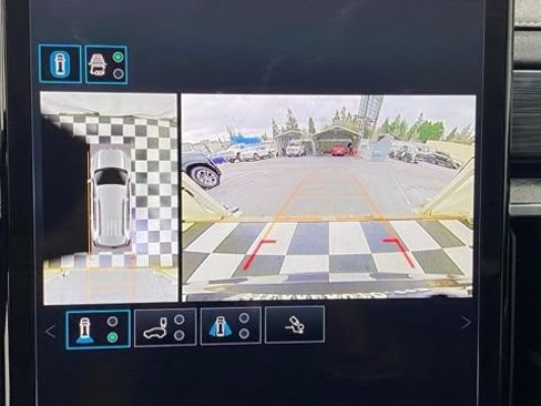 Used 2024 GMC Acadia Elevation image 35