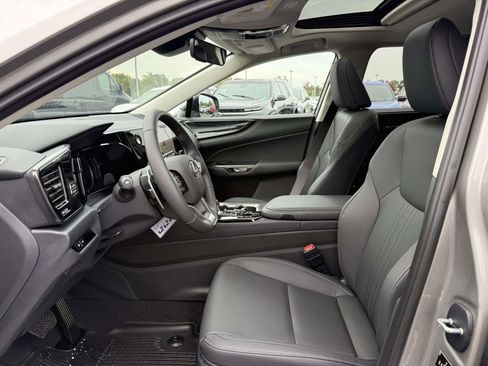 Used 2025 Lexus NX 350 AWD image 13