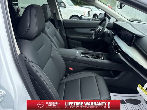 New 2025 Nissan Murano SL w/ Cargo Package image 17