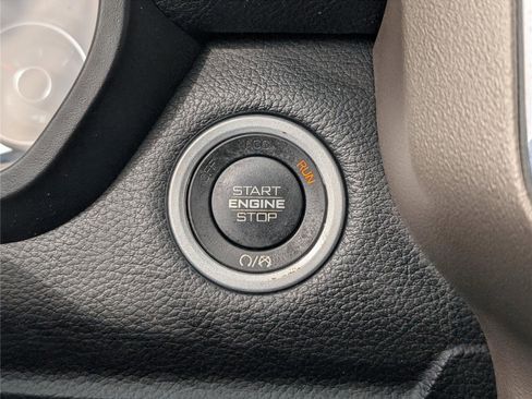 Used 2021 RAM 1500 Laramie image 26