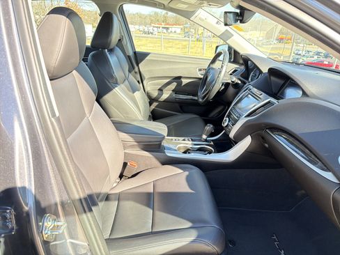 Certified 2020 Acura TLX image 33