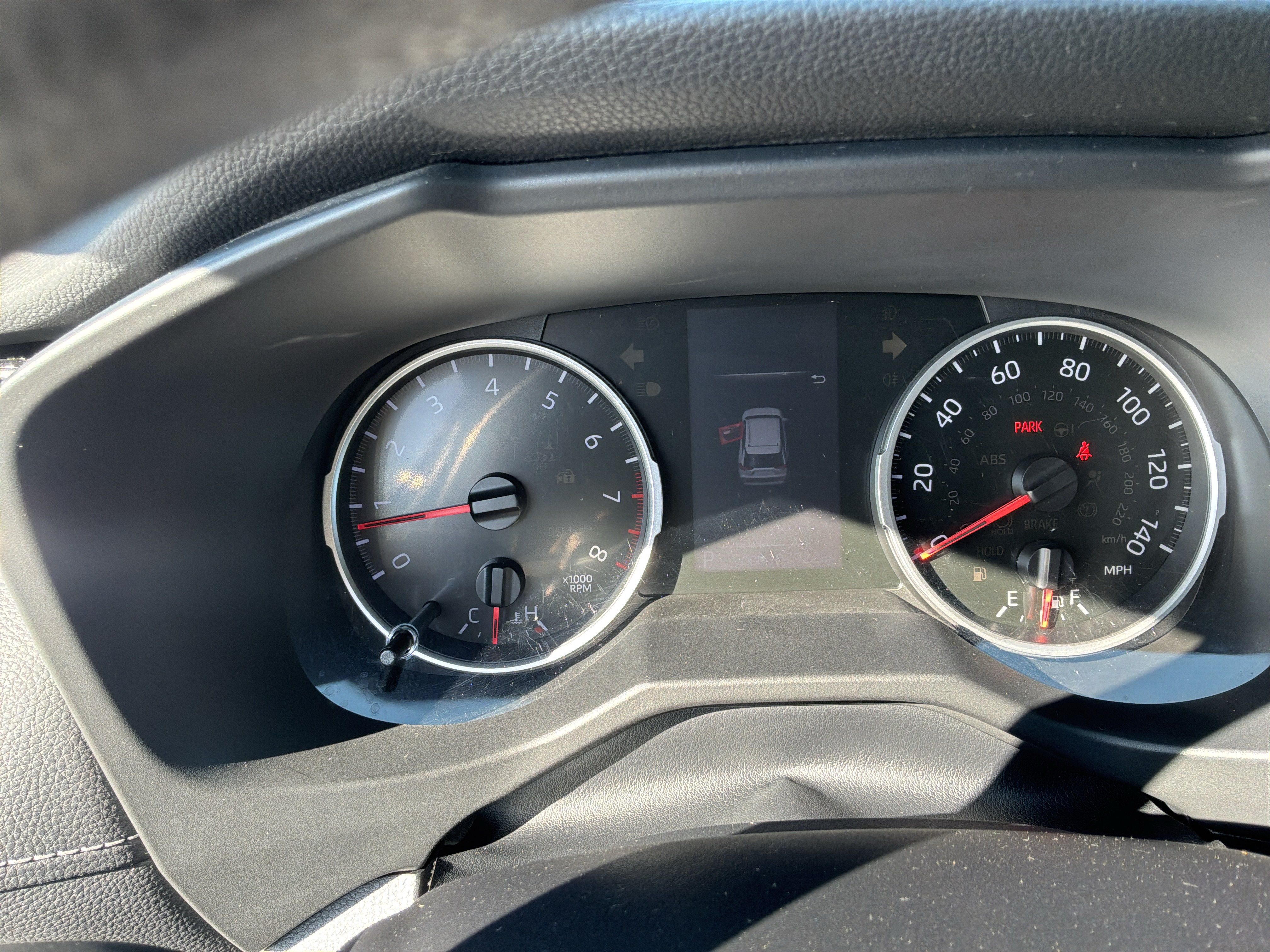 Used 2019 Toyota RAV4 LE FWD image 11