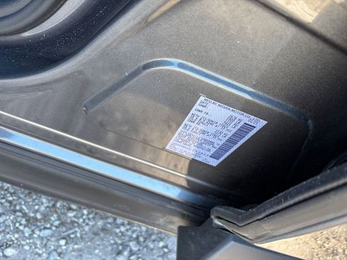 Used 2025 Nissan Pathfinder SV image 31