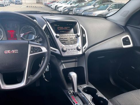 Used 2013 GMC Terrain SLE FWD image 8