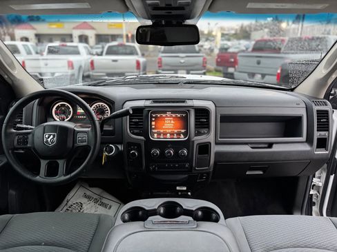 Used 2013 RAM 2500 Tradesman w/ Chrome Appearance Group image 24