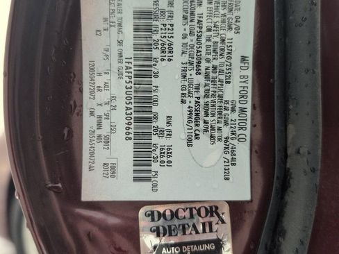 Used 2005 Ford Taurus SE FWD image 36