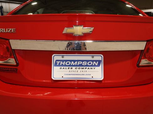 Used 2014 Chevrolet Cruze LT w/ RS Package image 22