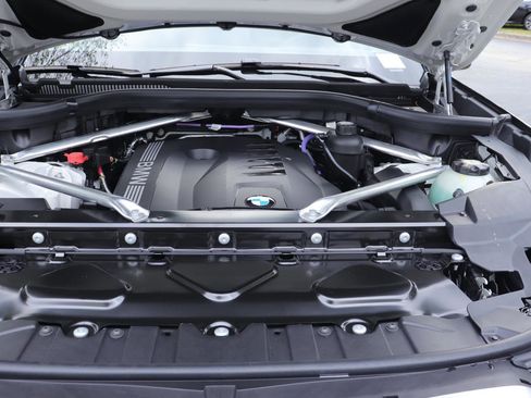 New 2026 BMW X5 sDrive40i w/ Premium Package image 43