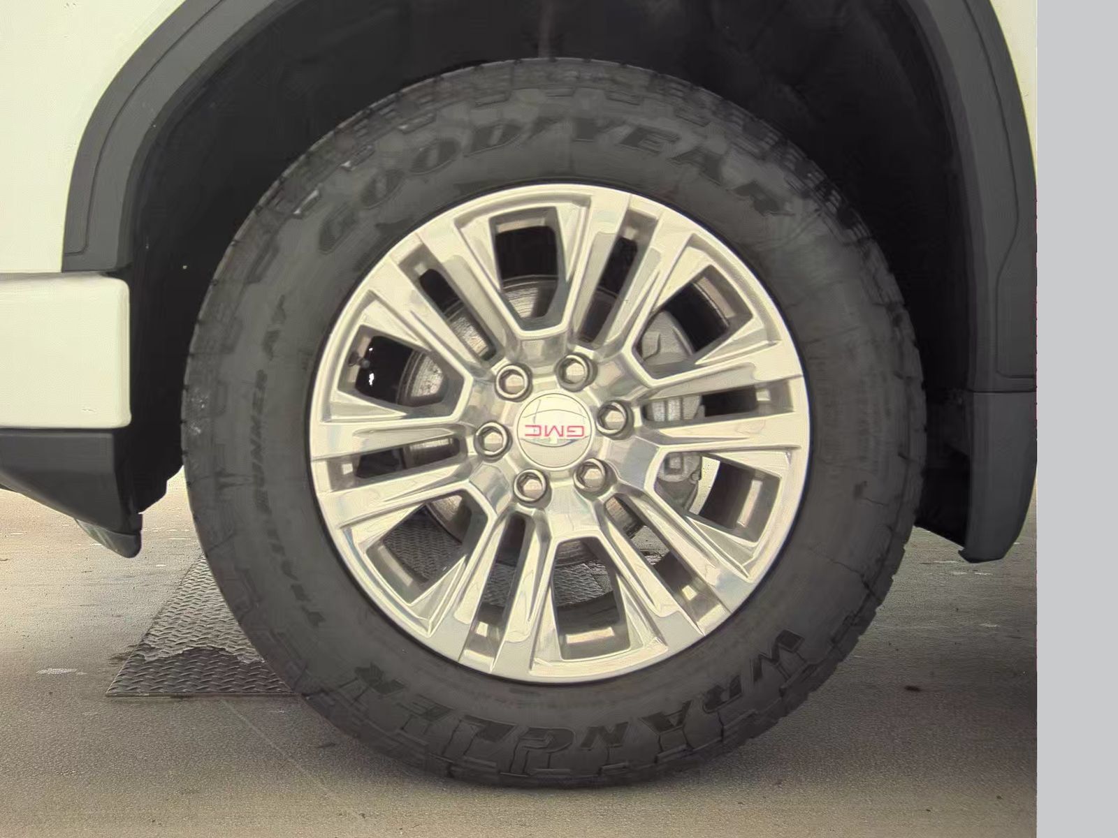 Used 2023 GMC Sierra 1500 Denali AWD/4WD image 12
