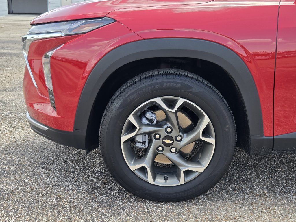 New 2026 Chevrolet Trax LT w/ Driver Confidence Package FWD image 9