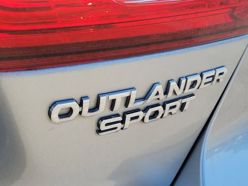 Used 2018 Mitsubishi Outlander Sport SEL image 9