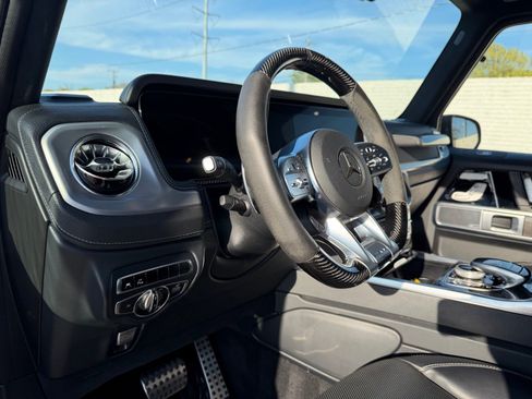 Used 2022 Mercedes-Benz G 63 AMG 4MATIC w/ Seat Comfort Package image 17