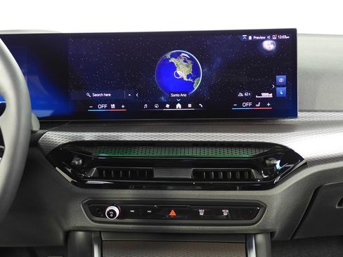 Used 2025 BMW i4 eDrive40 w/ Premium Package RWD image 26