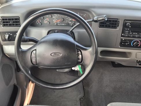 Used 2001 Ford F250 XLT RWD image 24