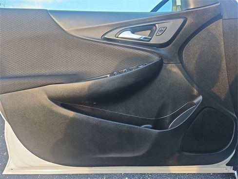 Used 2022 Chevrolet Malibu LT image 22