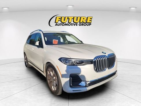 Used 2022 BMW X7 xDrive40i w/ Premium Package AWD/4WD image 1
