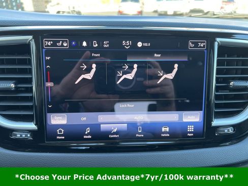 Certified 2023 Chrysler Pacifica Touring-L image 69