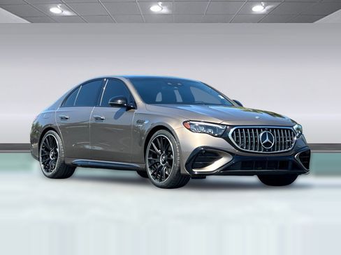 Used 2025 Mercedes-Benz E 53 AMG e 4MATIC Sedan image 6