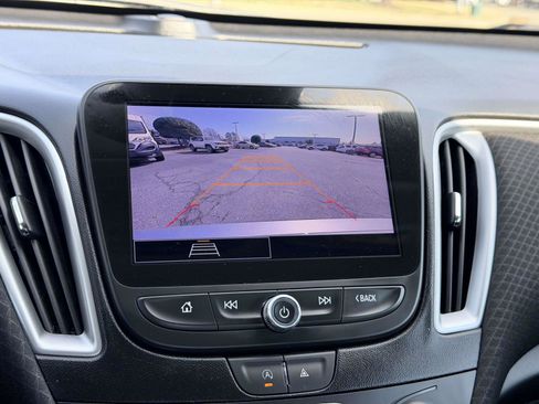 Used 2023 Chevrolet Malibu LT image 4