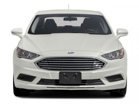 Used 2017 Ford Fusion SE w/ Fusion SE Technology Package image 4