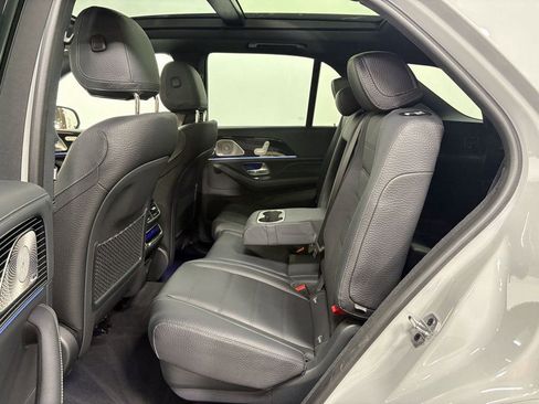 Used 2024 Mercedes-Benz GLE 450 4MATIC w/ AMG Line Exterior image 27