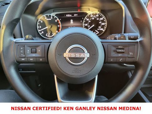 Certified 2024 Nissan Rogue S image 29