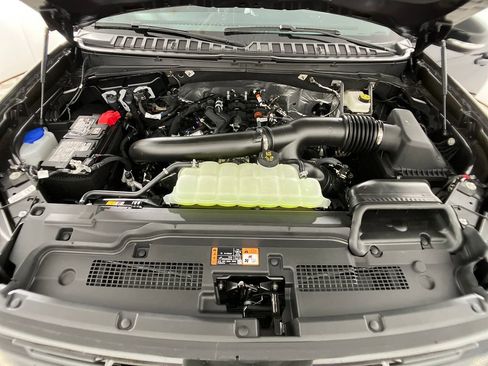 New 2026 Ford Expedition Platinum w/ Stealth Appearance Package AWD/4WD image 32