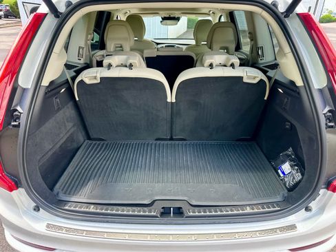 Used 2022 Volvo XC90 T6 Momentum w/ Advanced Package AWD/4WD image 15